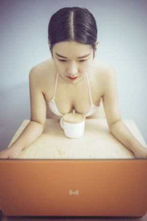 操欧美美女_BD免费观看最新