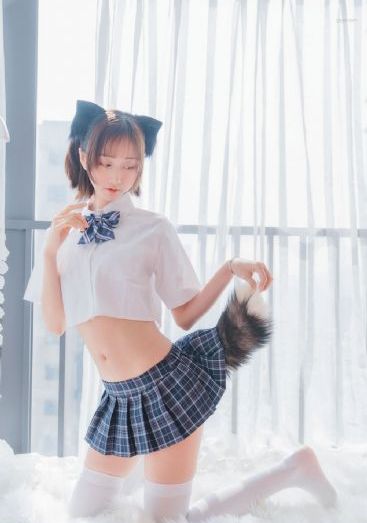 免费精品美女久久_BD韩语在线视频播放