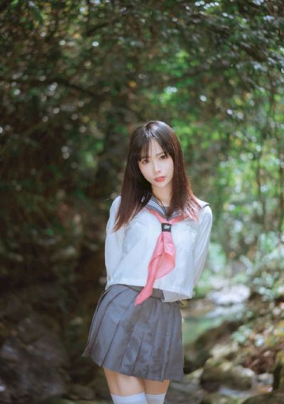免费观看十八岁电视剧_720在线手机播放