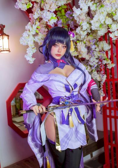 白嫩阴部大胸裸体美女_蓝光在线手机播放