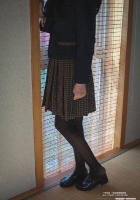 亚洲欧美日韩中文在线制服_剧情片最新电影在线观看